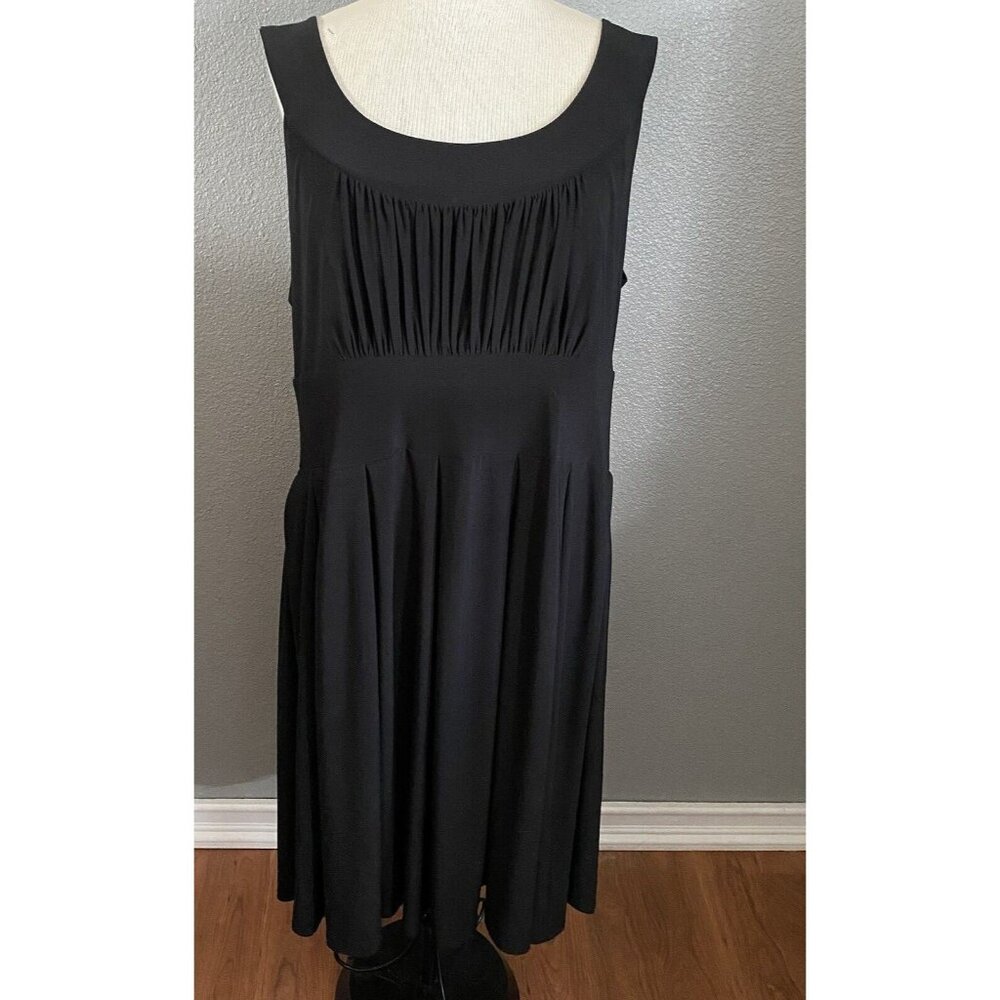 Tiana B Dress Size 14/16 Sleeveless Stretchy Black Ladies Minimalist